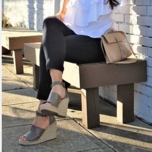 Treasure & Bond Wedges